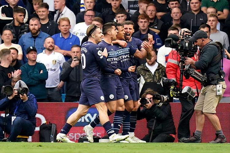 普利希奇平均64分钟进1球，五大联赛进球5+球员中仅次于凯恩（普利希奇每64分钟一球，五大联赛至少5球球员中效率仅次凯恩）